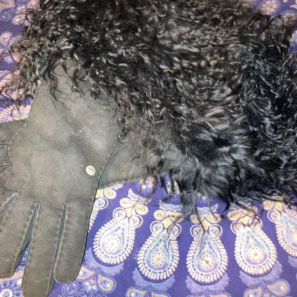 Genuine Shearling and Mongolian lamb UGG gloves